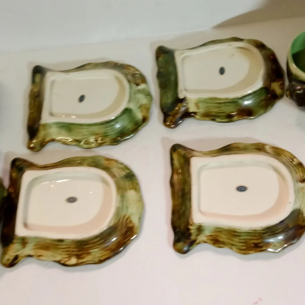 Vtge 8-Pc. Japan Shell Cups & Saucers 50s Porcelain Drip Glaze FLORIDA Engraved